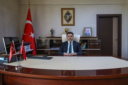 Kaymakamımız Sayın Rahmi BULUT’un 23 Nisan Ulusal Egemenlik ve Çocuk Bayramı mesajı.